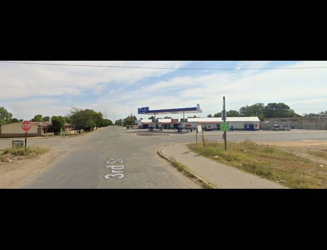 10,500M² VACANT LAND FOR SALE IN FREEDOM PARK